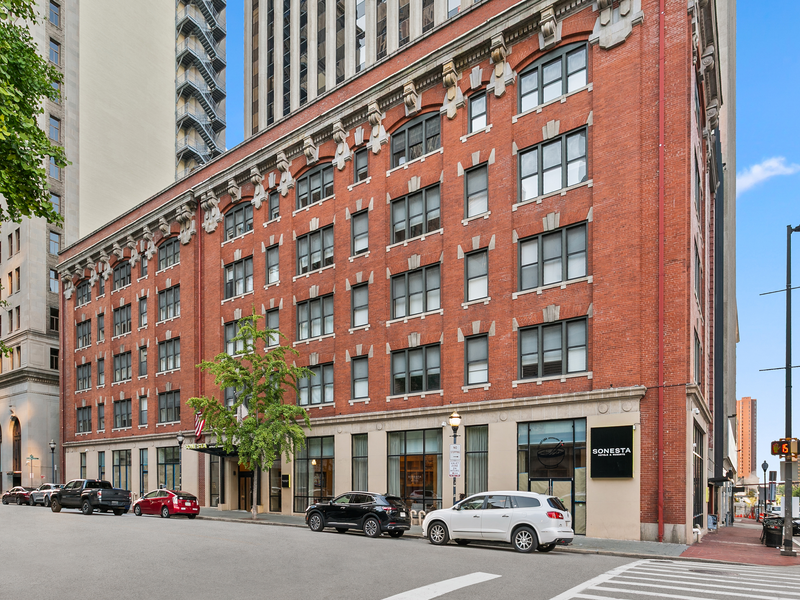 Sonesta Baltimore Inner Harbor exterior