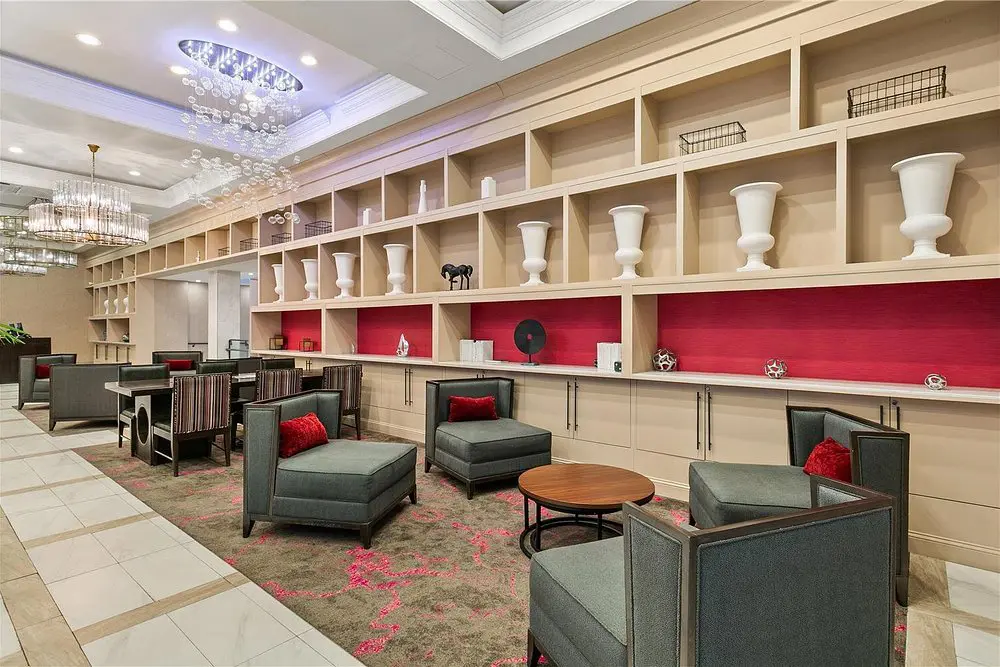 Lobby at Sonesta Baltimore Inner Harbor