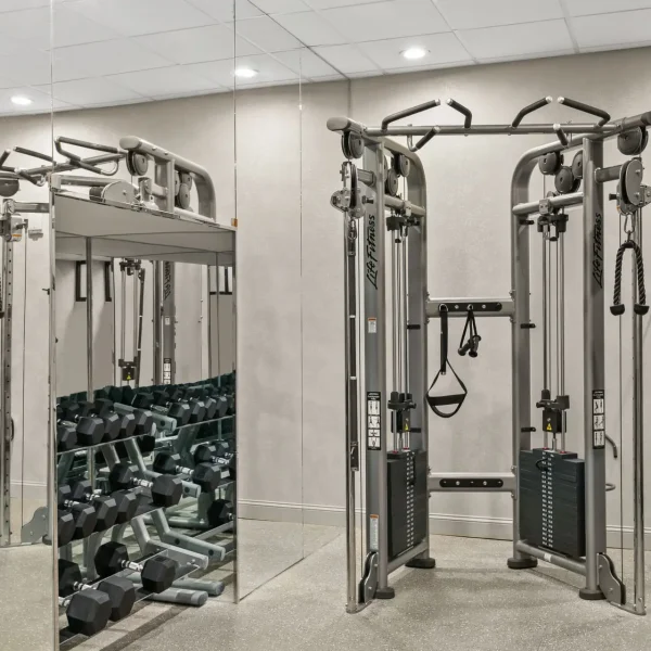 Sonesta-Hotel-Baltimore-Inner-Harbor-gym-area