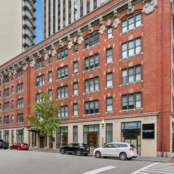 Sonesta Hotel Baltimore Inner Harbor