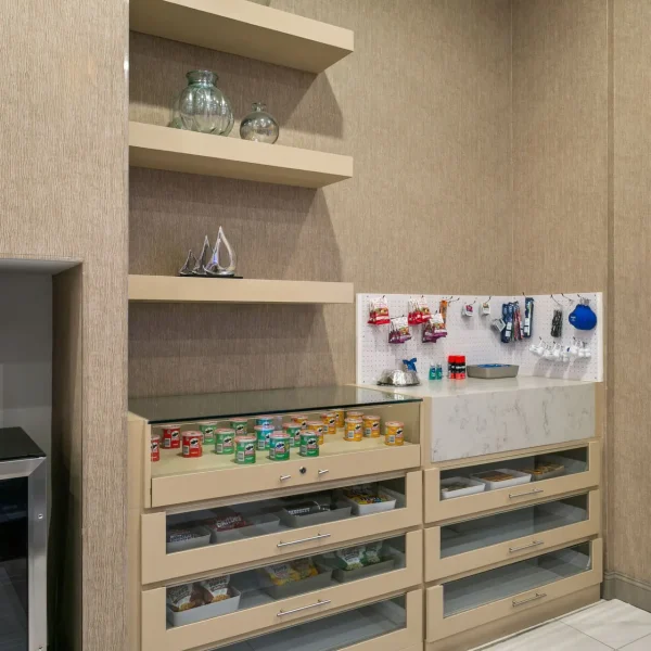 Sonesta Hotel Baltimore Inner Harbor snack bar